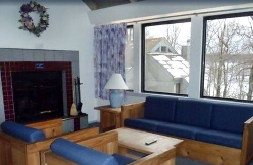 Tamiment Cottage | Charming Poconos cottage
