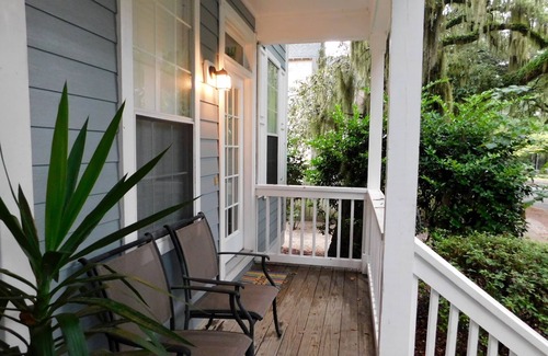Port Royal House | Charming Port Royal Townhouse - 2 Miles From Parris Island