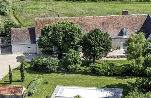 Veretz House | Charming property completely renovated in a park of 2 hectares