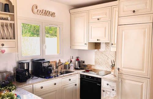 Claviers House | Charming Provence Villa La Passe: Luxurious Pool Retreat Near Claviers