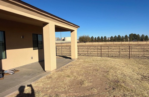 San Tan Valley House | Charming Queen Creeks R6 Ranch 4-bedroom house with WiFi and AC.