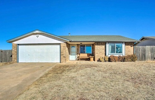 South Oklahoma City House | Charming quiet 3-bedroom house in nice neighborhood