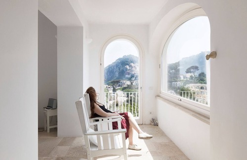 Marina Piccola House | Charming, quiet house with magnificent views of the sea and capri from above