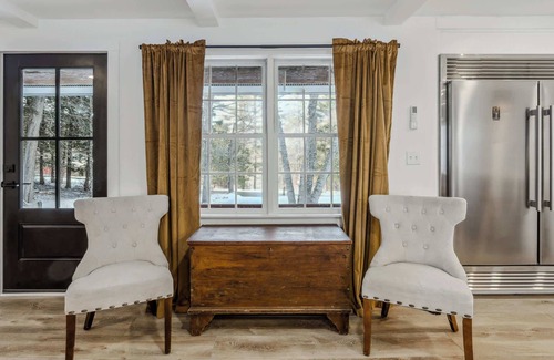 Woodstock House | Charming Ranch in the Woods - Woodstock Way