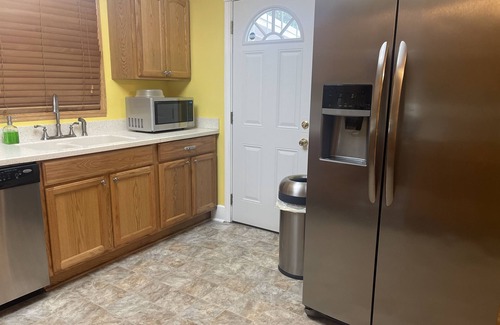 Church Street House | Charming Ranch near Hartsfield!n