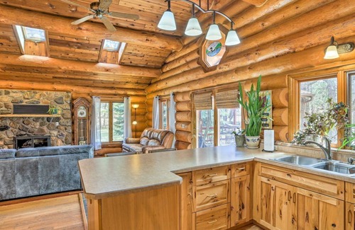 Rapid City House | Charming Rapid City Cabin: 15 Mi to Mt. Rushmore!