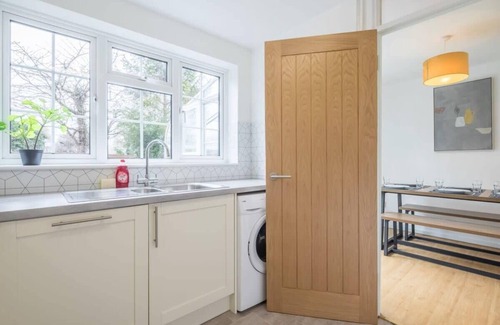 Cherry Hinton House | Charming Renovated Family Home