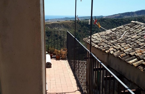 Badolato Apartment | Charming renovated apartment in pictoresque village