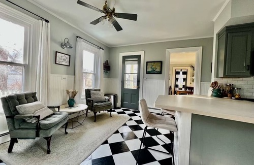Naples House | Charming renovated farmhouse in Naples NY