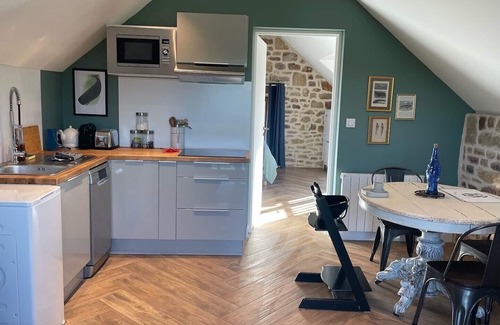 Ploemel Cottage | Charming renovated longère between land and sea in Quiberon Bay