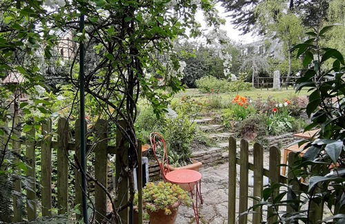 Auray House | Charming residence with garden ideal for vacations with family or friends