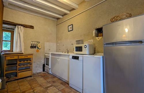 Ruffec Cottage | Charming Restored House in Berry with Private Fishing Pond and Woodland Serenity