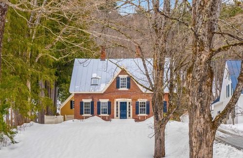 Woodstock House | Charming Retreat in heart of Woodstock, VT