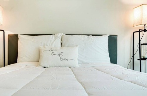 Duluth Apartment | "Charming Retreat in Scenic Duluth, GA - Perfect for a Relaxing Getaway!"