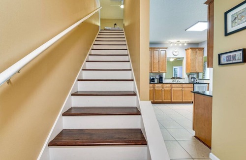 Crestview House | Charming Retreat l Wifi, 6 Beds, Near Twin Hills