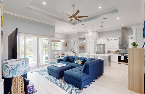 Pinehurst House | Charming retreat w/private lanai, heated pool,on the golf course- near beaches