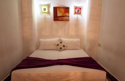 Talaa House | Charming riad in superb Fès : Room Romayssa