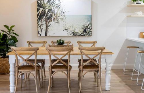 Noosaville Apartment | Charming Riverside Noosa gem