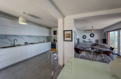 Antheor House | Charming Riviera Villa for 8 Guests, Pool & Sea View