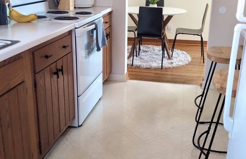 Camp Hill House | Charming Room in a shared house with AC in Camp Hill for a cozy getaway