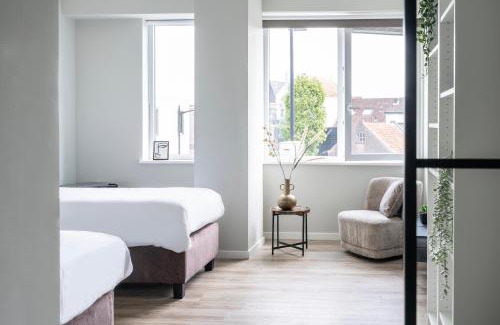 Raamsdonksveer House | Charming Room W Bathroom & Wifi