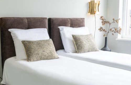 Raamsdonksveer House | Charming Room W Bathroom & Wifi