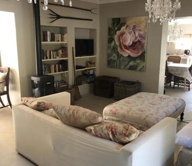 Greyton House | Charming Rose Cottage