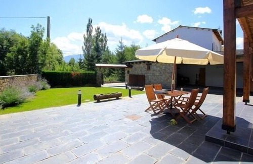 Bellver de Cerdanya Cottage | Charming stone and wood house maximum 10 people
