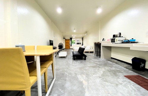 Su Thep House | Charming Studio townhouse 46 near Airport&Old town