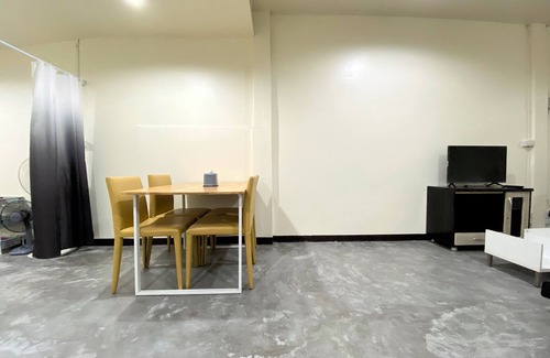 Su Thep House | Charming Studio townhouse 46 near Airport&Old town