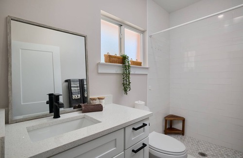 Sanibel House | Charming Sanibel Retreat 2BR, Pet Friendly