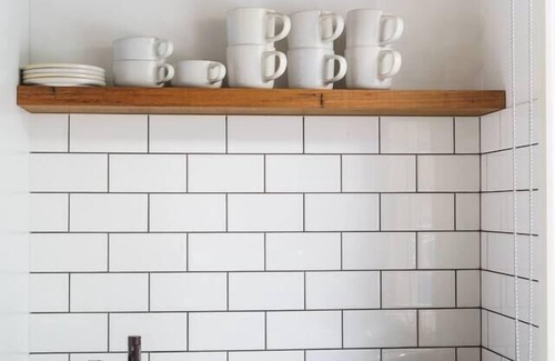 Tootgarook House | Charming Seaside Bungalow A Peninsula Hideaway