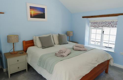 Aberdovey House | Charming Seaside Fisherman's Cottage Sleeps two