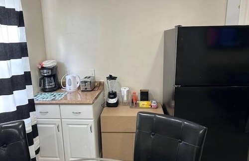 West Little Havana House | Charming secure 2 bedroom home near Miami AirPort. Free parking