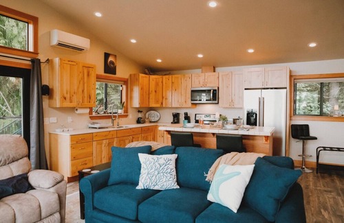 Sequim House | Charming Sequim Bay Hideaway-Sleeps 4