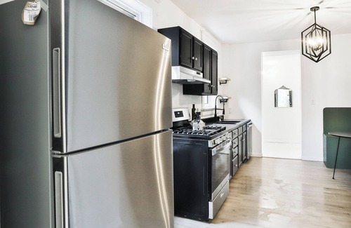 St. Louis House | Charming South City 2 Bedroom House by StayLage