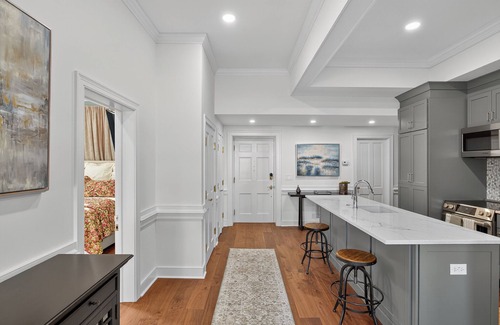South of Broad Apartment | Charming South of Broad Condo, Heart of Downtown Charleston