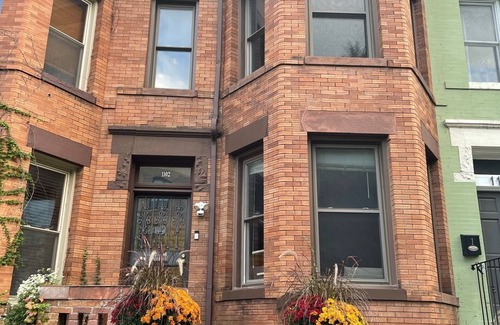 Columbia Heights Apartment | Charming & Spacious Apt in Historic Rowhouse