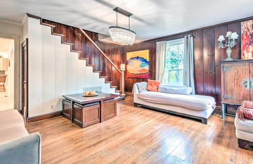 Mooresville House | Charming & Spacious Mooresville Abode w/ Yard