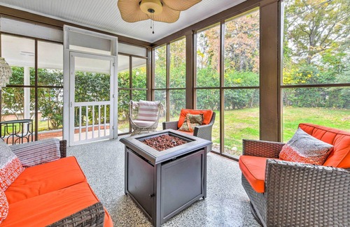 Mooresville House | Charming & Spacious Mooresville Abode w/ Yard
