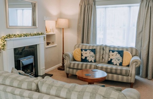 St Davids House | Charming St Davids Cottage with Cathedral Views