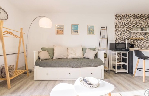 Carentan les Marais Apartment | Charming Studio in Cotentin Marshes