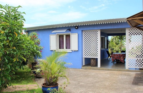 Petite-Ile Cottage | Charming stage ocean view, near lagoon, pool, garden ideal couple + baby
