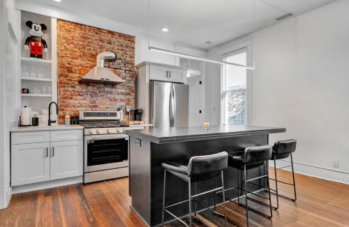 Cherokee Triangle Apartment | Charming Stay in Louisville's Vibrant Highlands