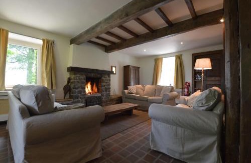 Hockai House | Charming Stay near Circuit Spa