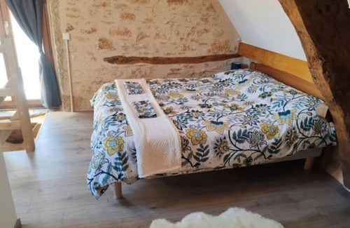 Saint-Jean-de-Laur House | Charming stone cottage on the Compostelle pilgrimage route
