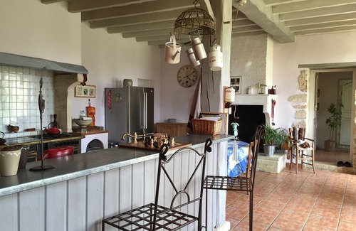 Saint-Laurent-de-Medoc Other | CHARMING STONE HOUSE on 3 hectares Swimming pool 12x6