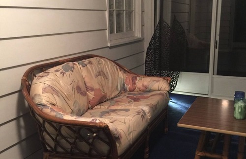 Cleveland House | Charming Stone Cottage-20 min to CCF/CWRU/UH