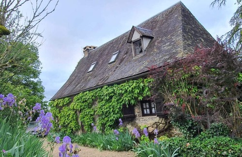 Pinsac Cottage | Charming stone country cottage with spectacular views