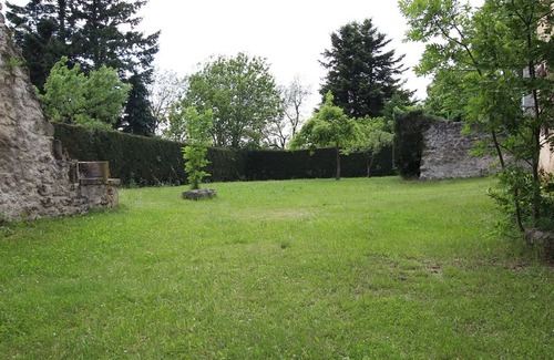 Ceaux-d'Allegre Cottage | Charming Stone House with Terrace, Enclosed Garden, Near Medieval City